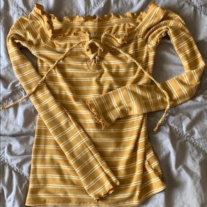 Aeropostale shoulder less yellow long sleeve
